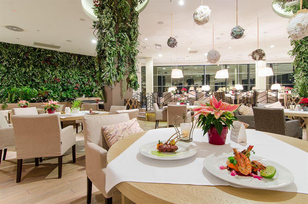 Готель Hotel Rzeszow
