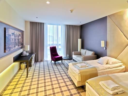 Готель Hotel Rzeszow 4*